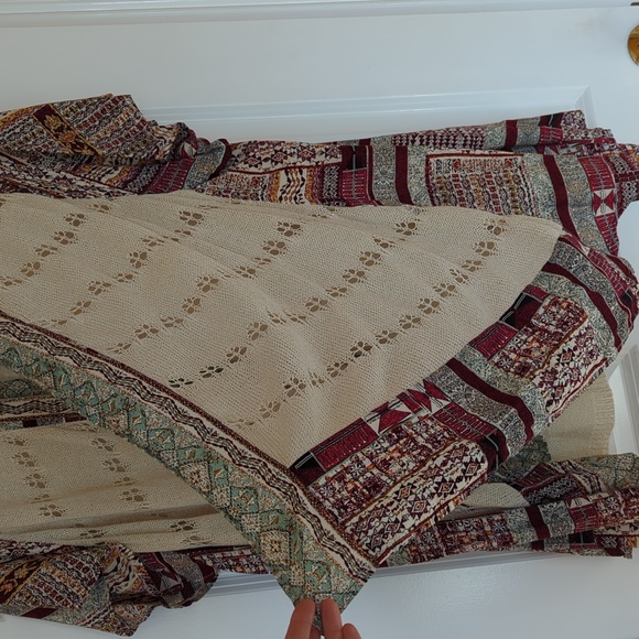 Arianna by Howard's Shawl - Picture 4 of 5